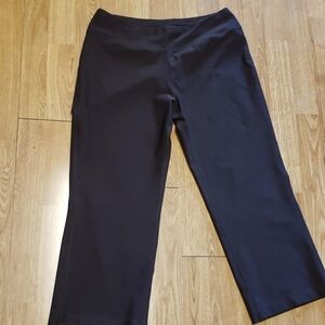 Lucy brown cropped yoga pant sz medium